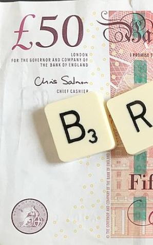 Ambasada w Londynie przekazuje Polakom informacje o ich prawach w związku z rozpoczynającym się w praktyce Brexitem